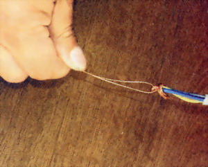 Отмерить нужную длину кабеля и только потом отрезать кусок